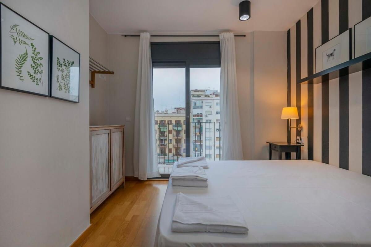 Modern And Bright In Eixample 5-1 Leilighet Barcelona