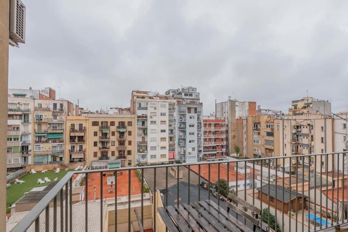 Modern And Bright In Eixample 5-1 Barcelona