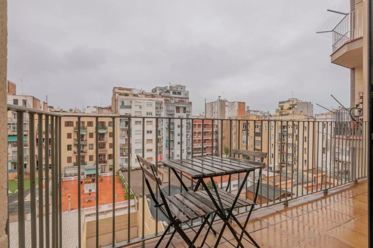 Modern And Bright In Eixample 5-1 * Barcelona