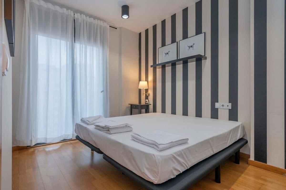 Leilighet Modern And Bright In Eixample 5-1 *