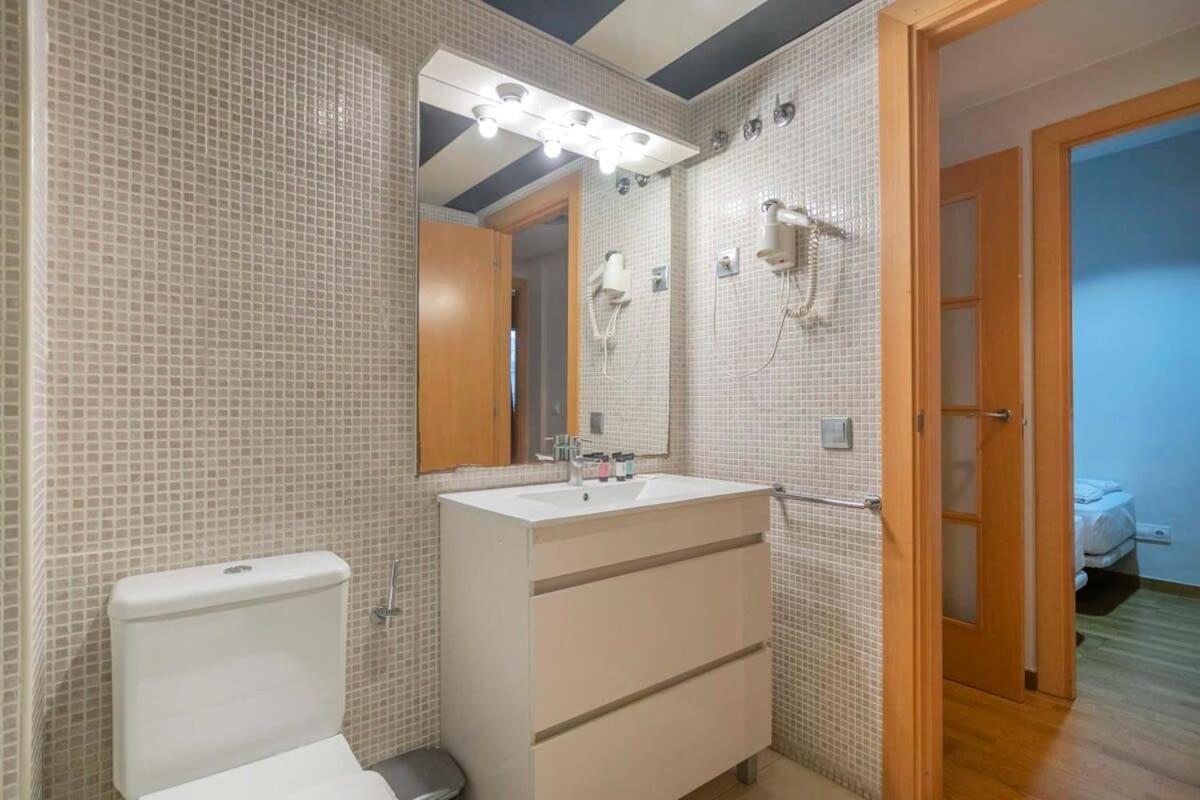 Modern And Bright In Eixample 5-1 Leilighet Barcelona