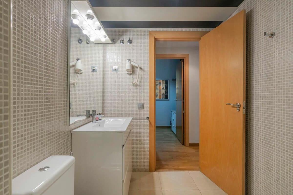 Modern And Bright In Eixample 5-1